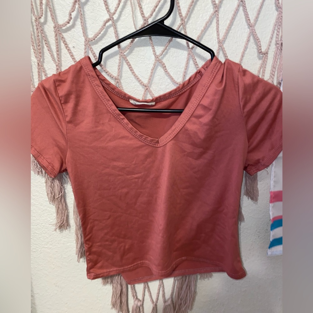 pink shirt
